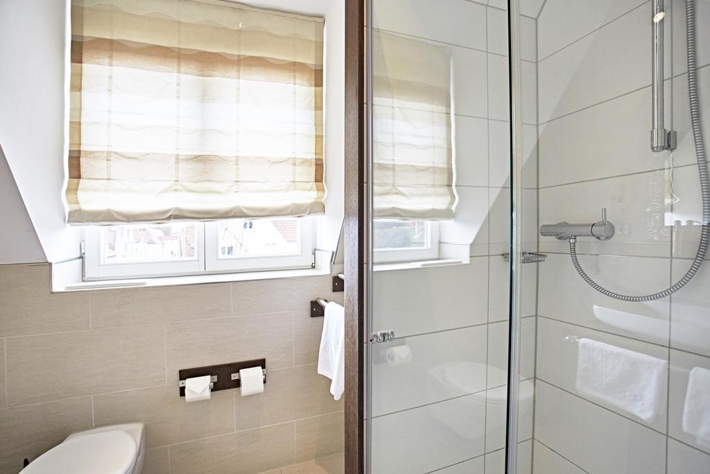 Hotel Zur Wartburg เรดา วีเดนบรุค ภายนอก รูปภาพ
