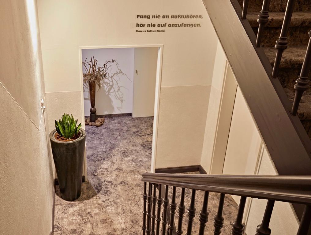 Hotel Zur Wartburg เรดา วีเดนบรุค ภายนอก รูปภาพ