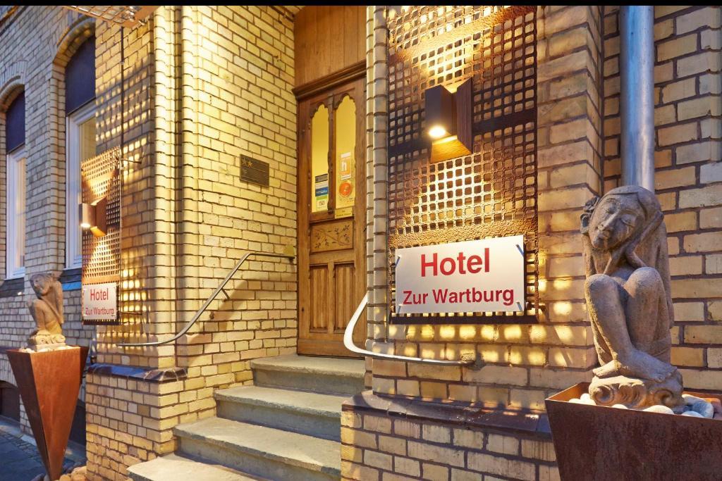 Hotel Zur Wartburg เรดา วีเดนบรุค ภายนอก รูปภาพ